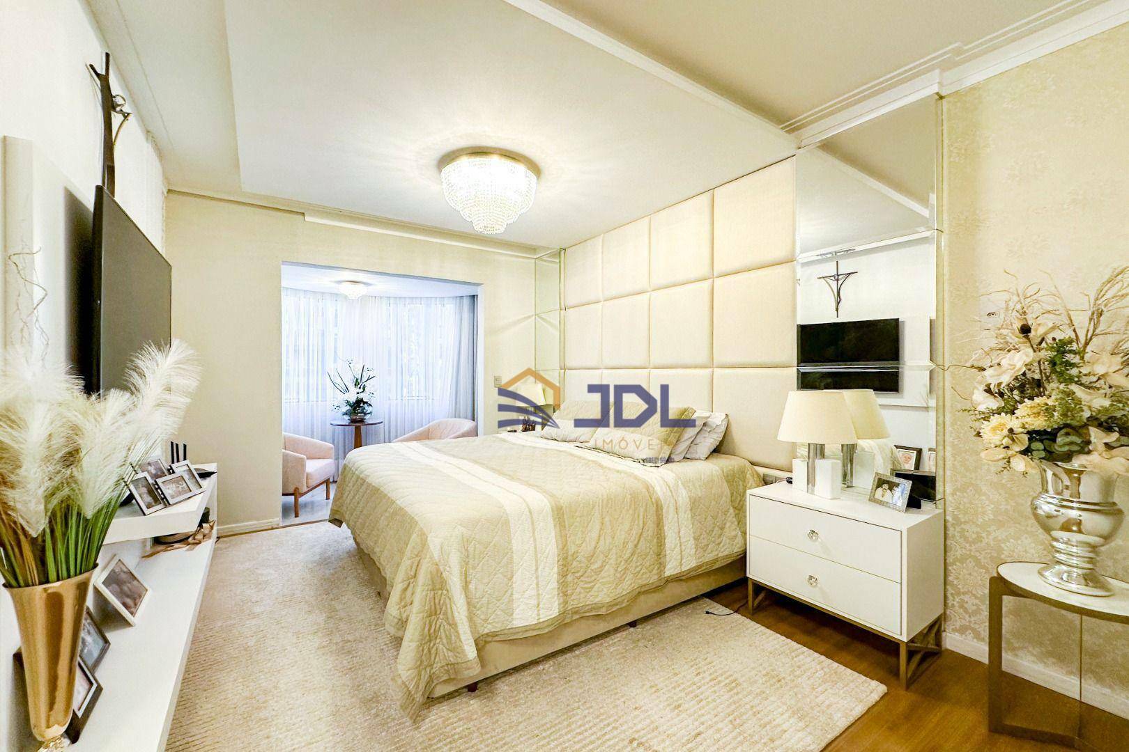 Apartamento à venda com 4 quartos, 282m² - Foto 25