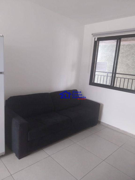 Apartamento para alugar com 2 quartos, 32m² - Foto 11