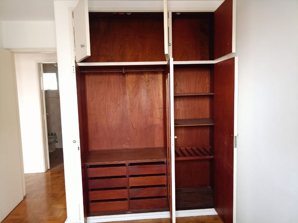 Apartamento para alugar com 3 quartos, 85m² - Foto 17