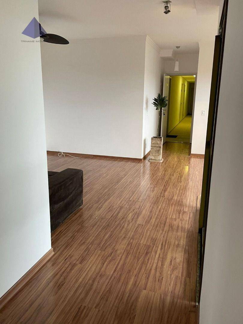 Apartamento para alugar com 3 quartos, 100m² - Foto 8