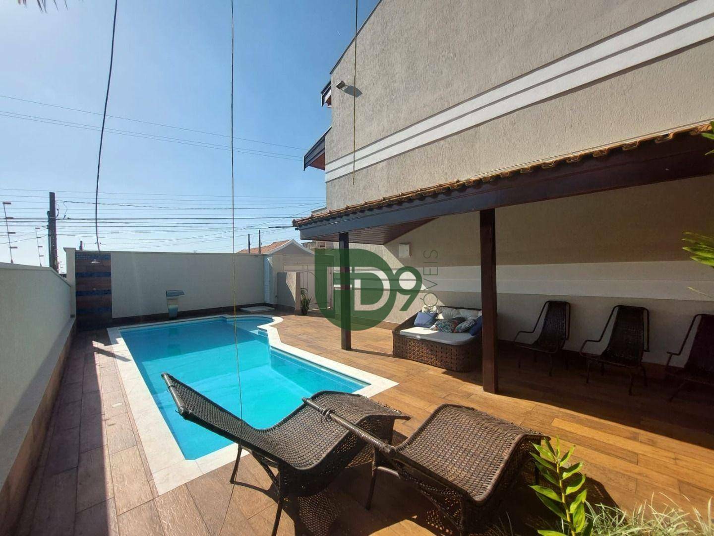 Casa à venda com 3 quartos, 267m² - Foto 3