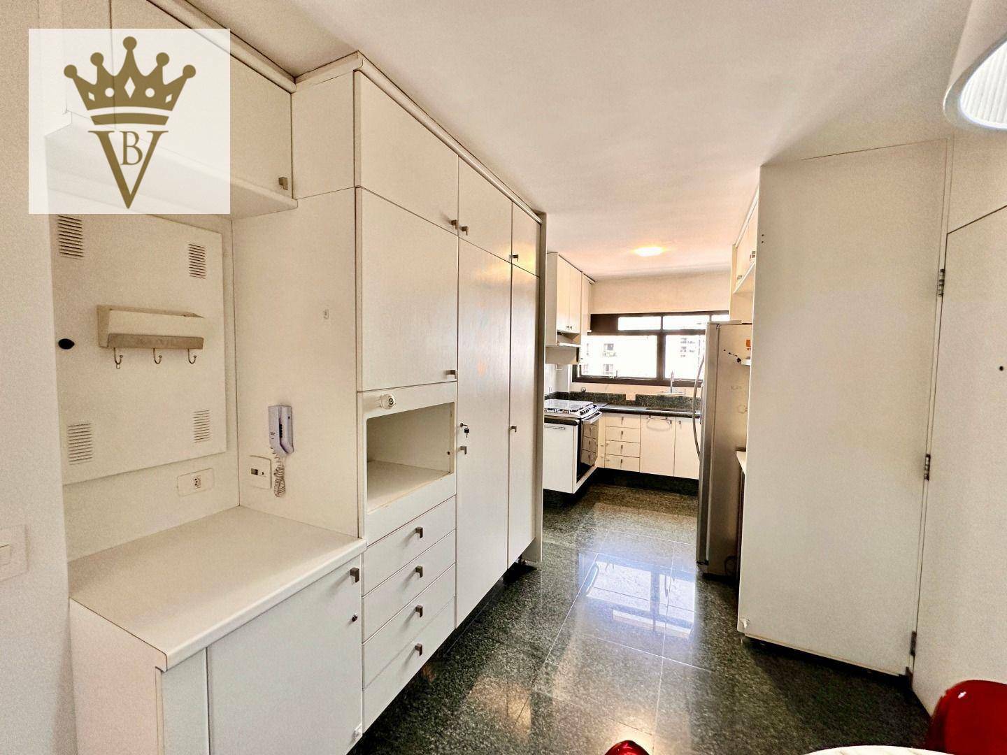 Apartamento à venda com 2 quartos, 150m² - Foto 35