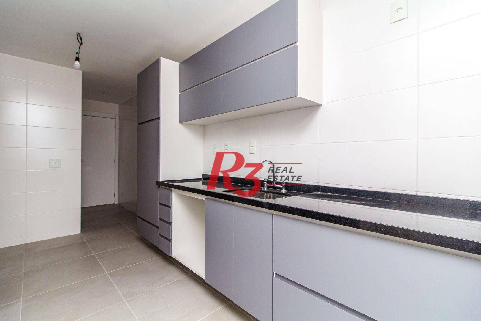 Apartamento à venda com 3 quartos, 143m² - Foto 12