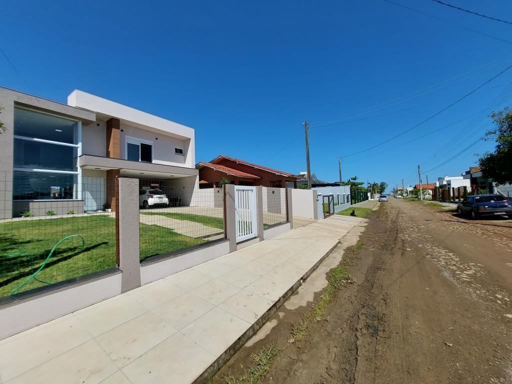 Casa à venda com 4 quartos, 189m² - Foto 3