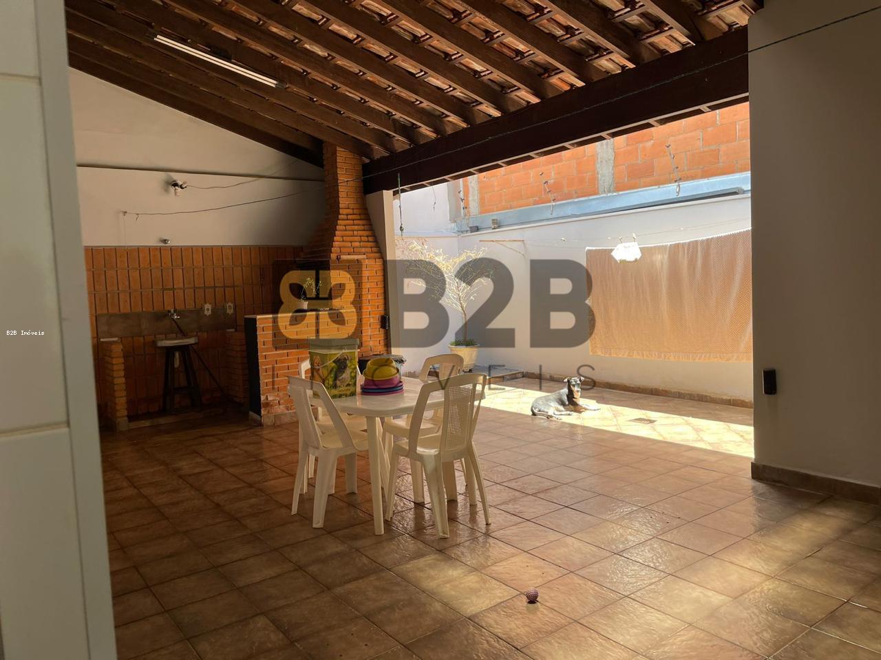 Casa à venda com 3 quartos, 195m² - Foto 12