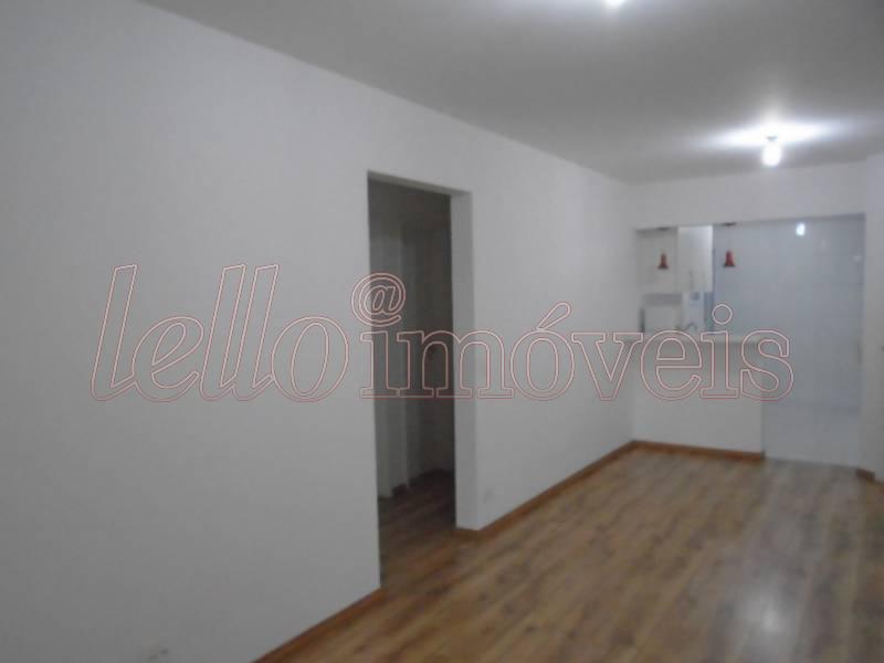 Apartamento para alugar com 3 quartos, 90m² - Foto 4