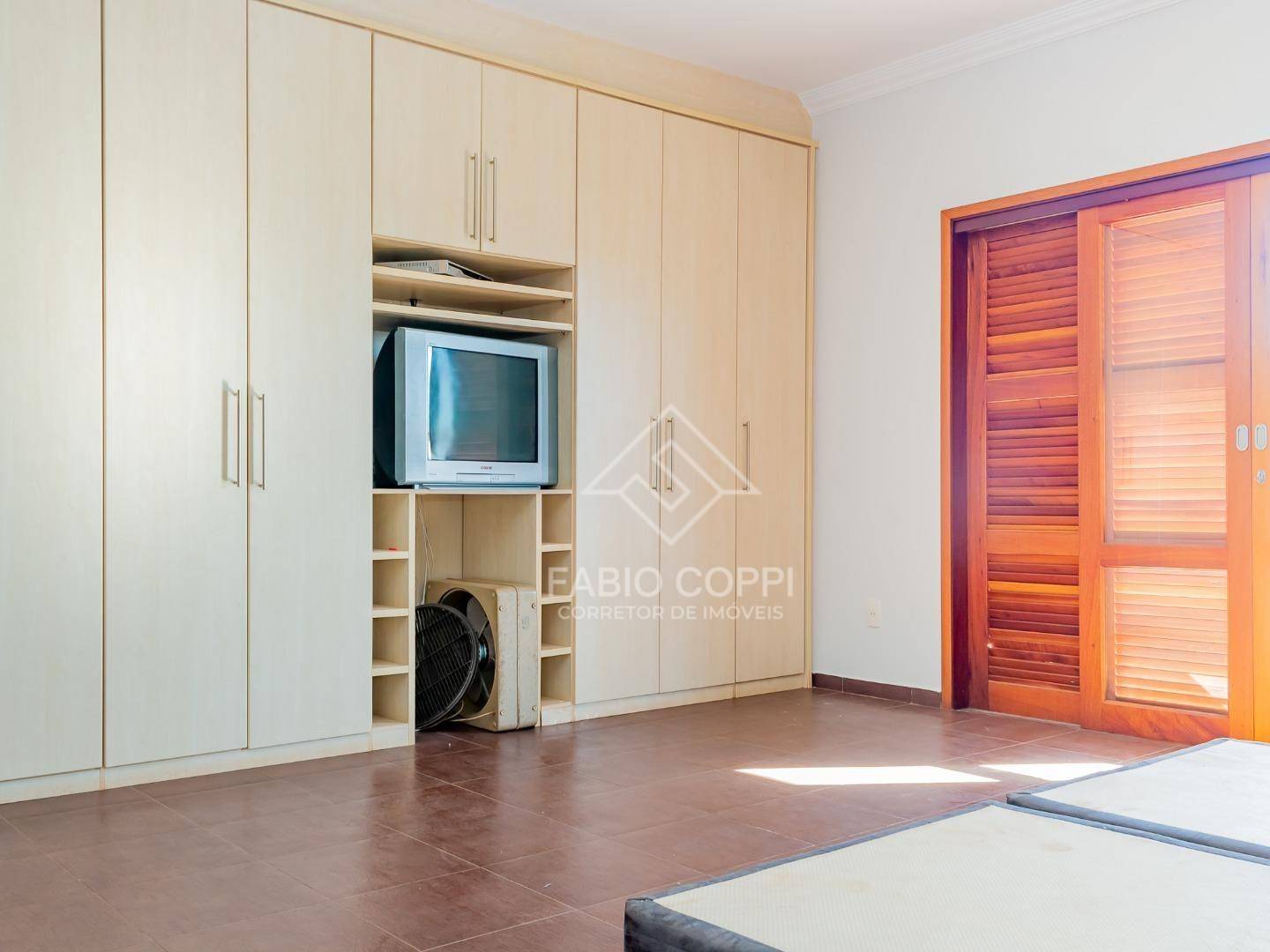 Casa de Condomínio à venda com 4 quartos, 605m² - Foto 28