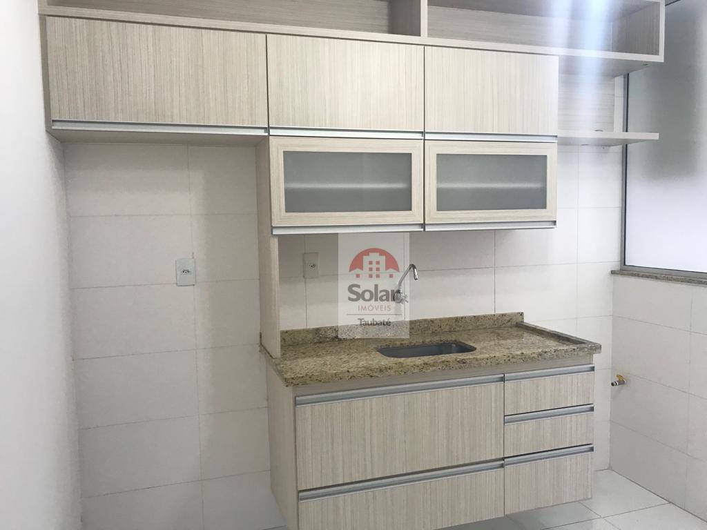 Apartamento à venda com 3 quartos, 75m² - Foto 3