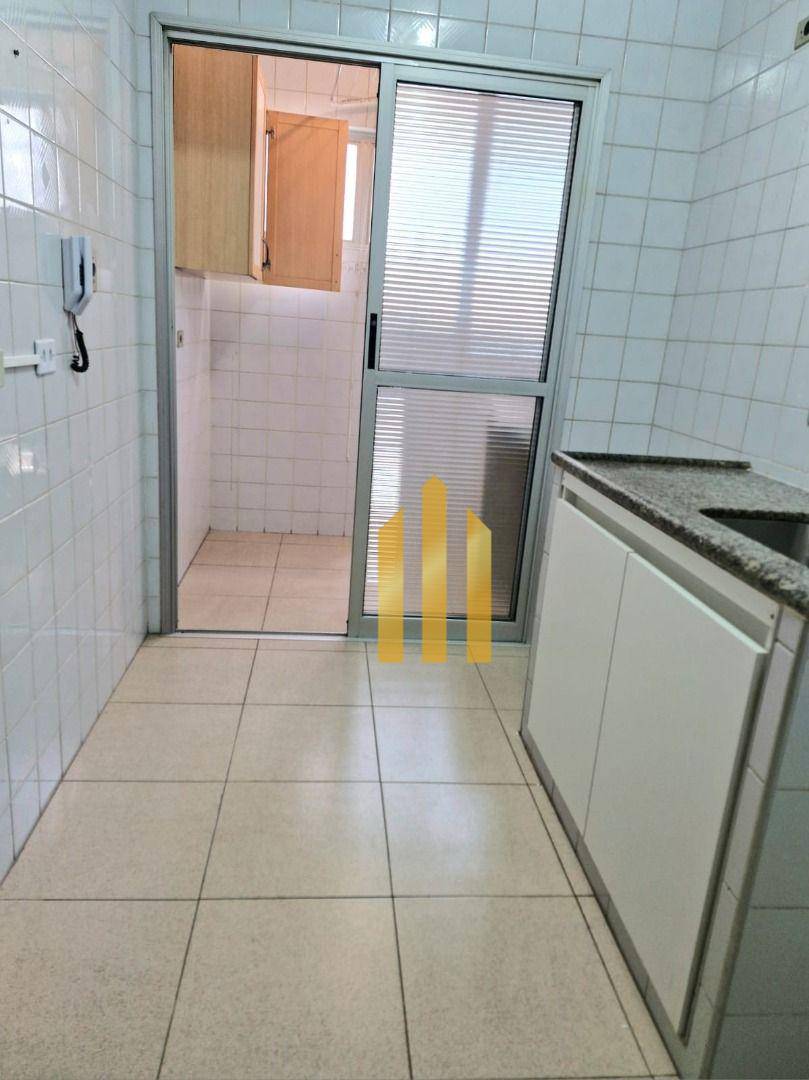 Apartamento para alugar com 3 quartos, 65m² - Foto 7