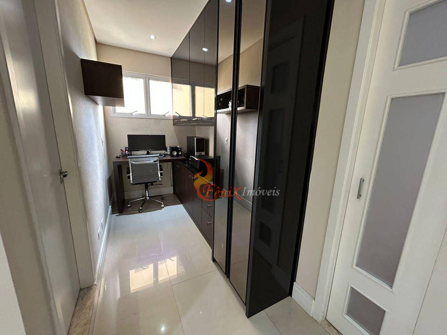 Apartamento à venda com 3 quartos, 156m² - Foto 16