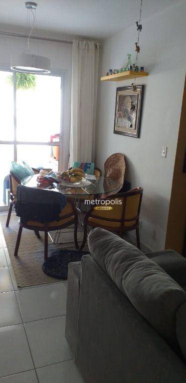 Apartamento à venda com 2 quartos, 64m² - Foto 2