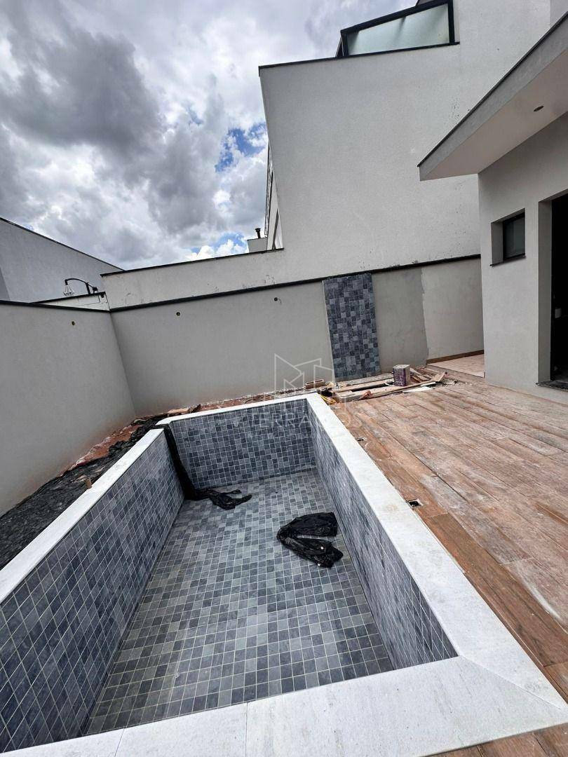 Sobrado à venda com 4 quartos, 200m² - Foto 8