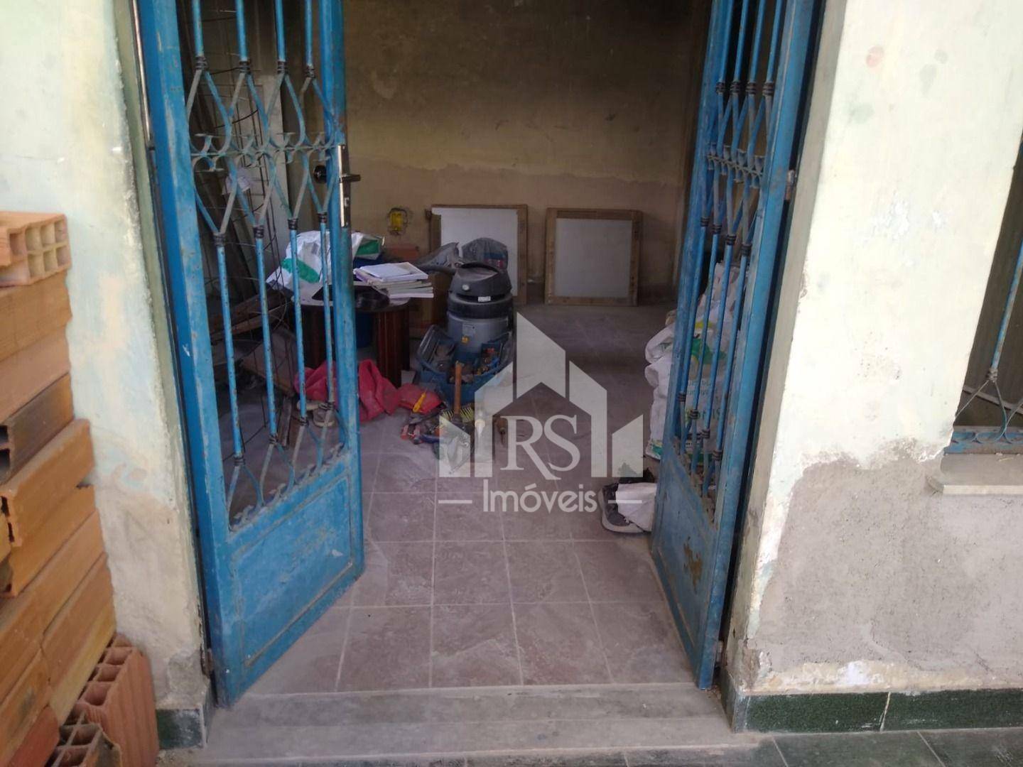 Casa à venda com 2 quartos, 105m² - Foto 3