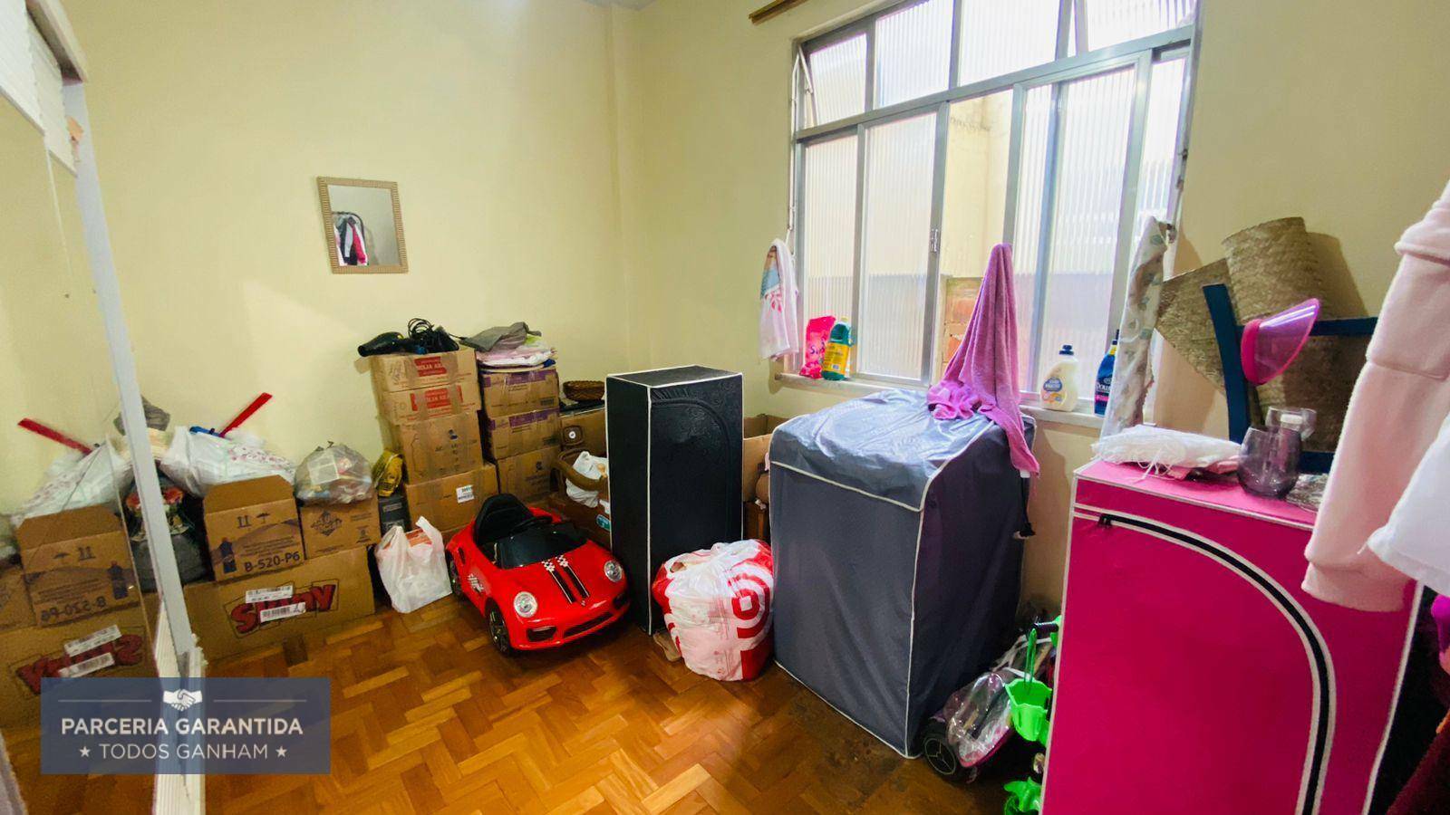 Apartamento à venda com 3 quartos, 110m² - Foto 11