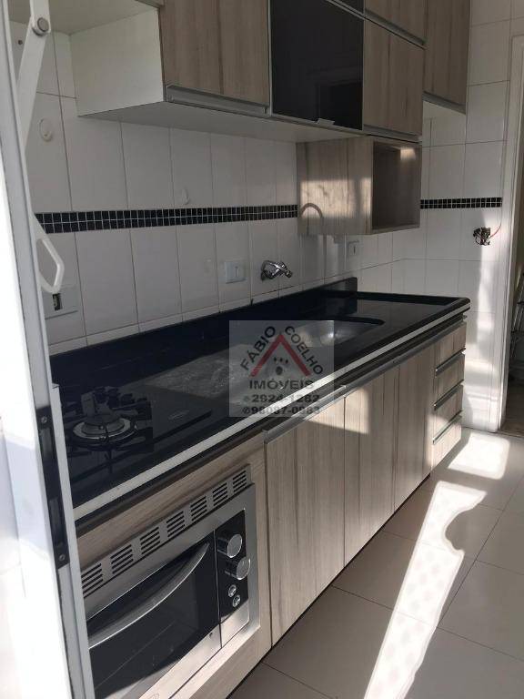 Apartamento à venda com 2 quartos, 67m² - Foto 7