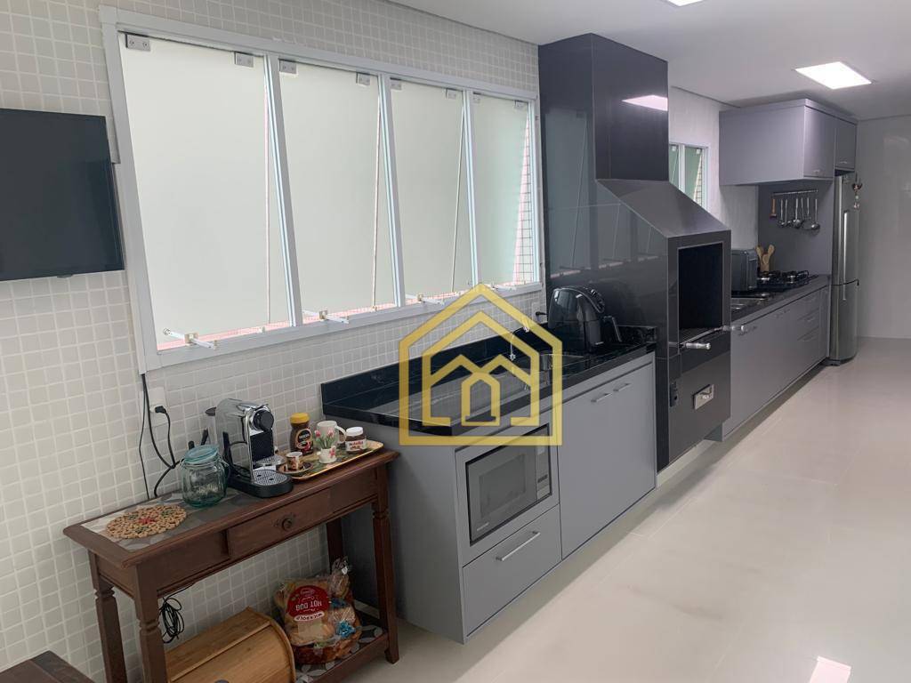 Apartamento à venda com 3 quartos, 150m² - Foto 5