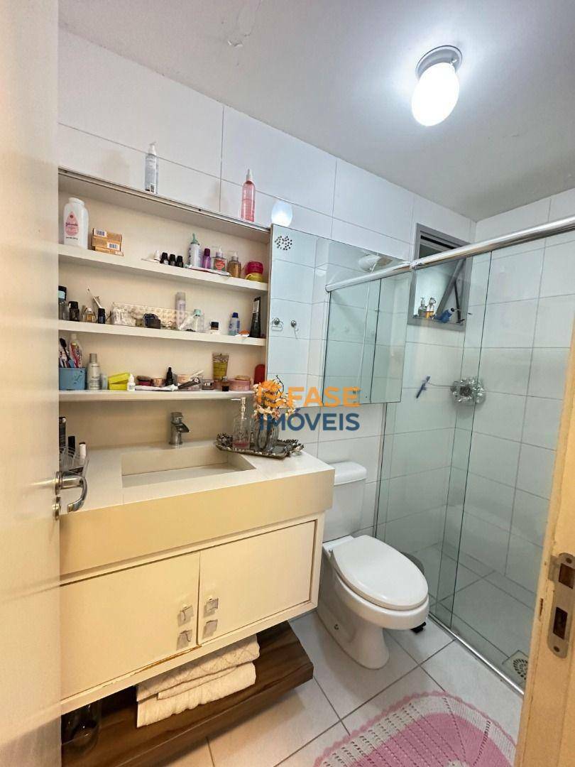 Apartamento à venda com 3 quartos, 77m² - Foto 12