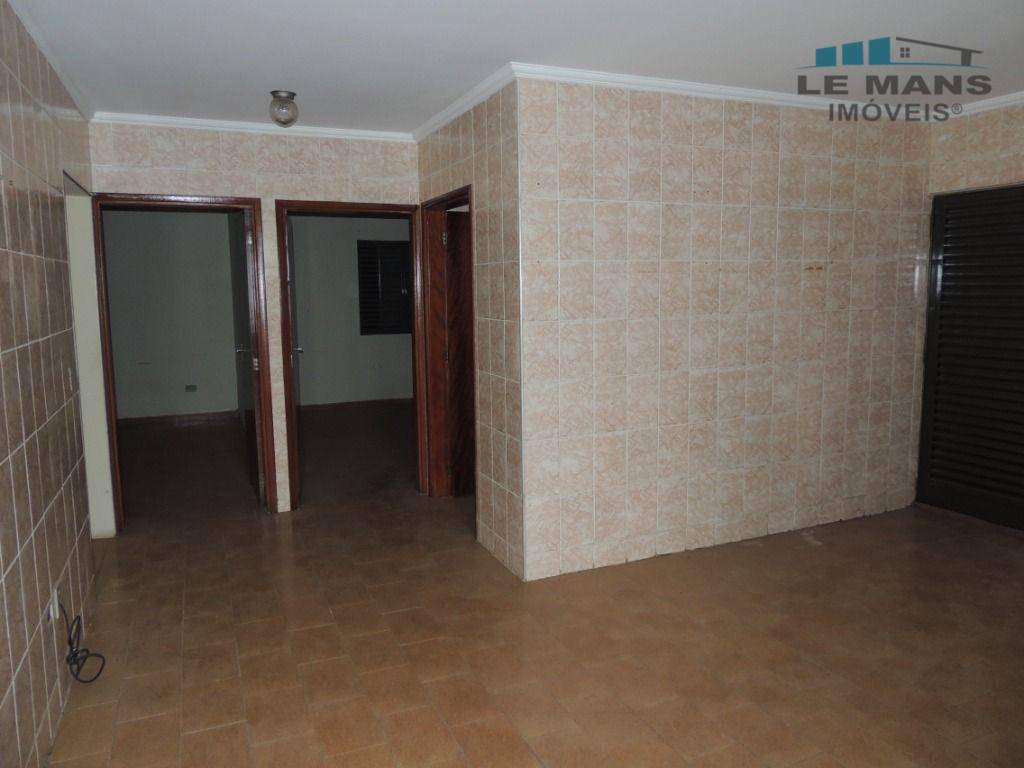 Casa à venda com 3 quartos, 300m² - Foto 21