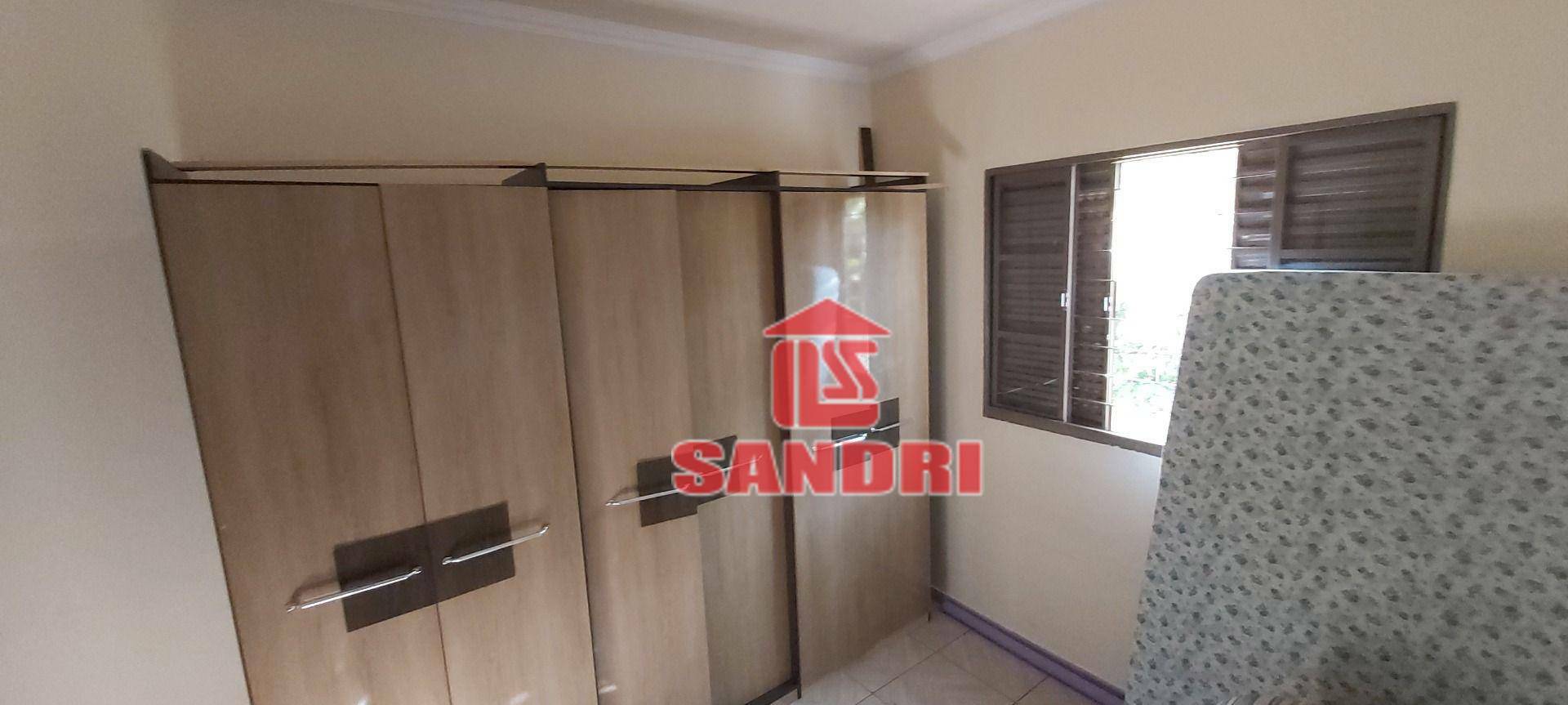 Casa à venda com 2 quartos, 79m² - Foto 5