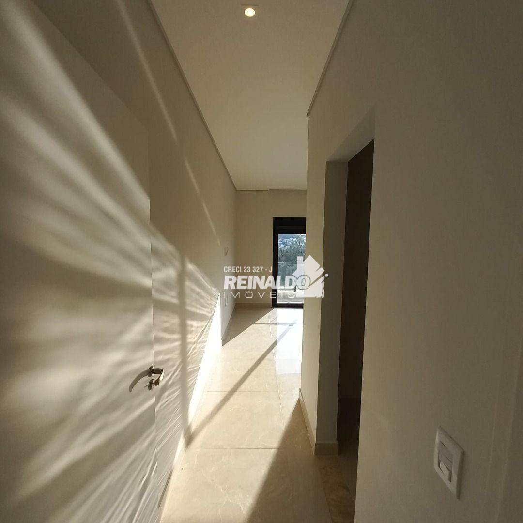 Casa à venda com 3 quartos, 250m² - Foto 34