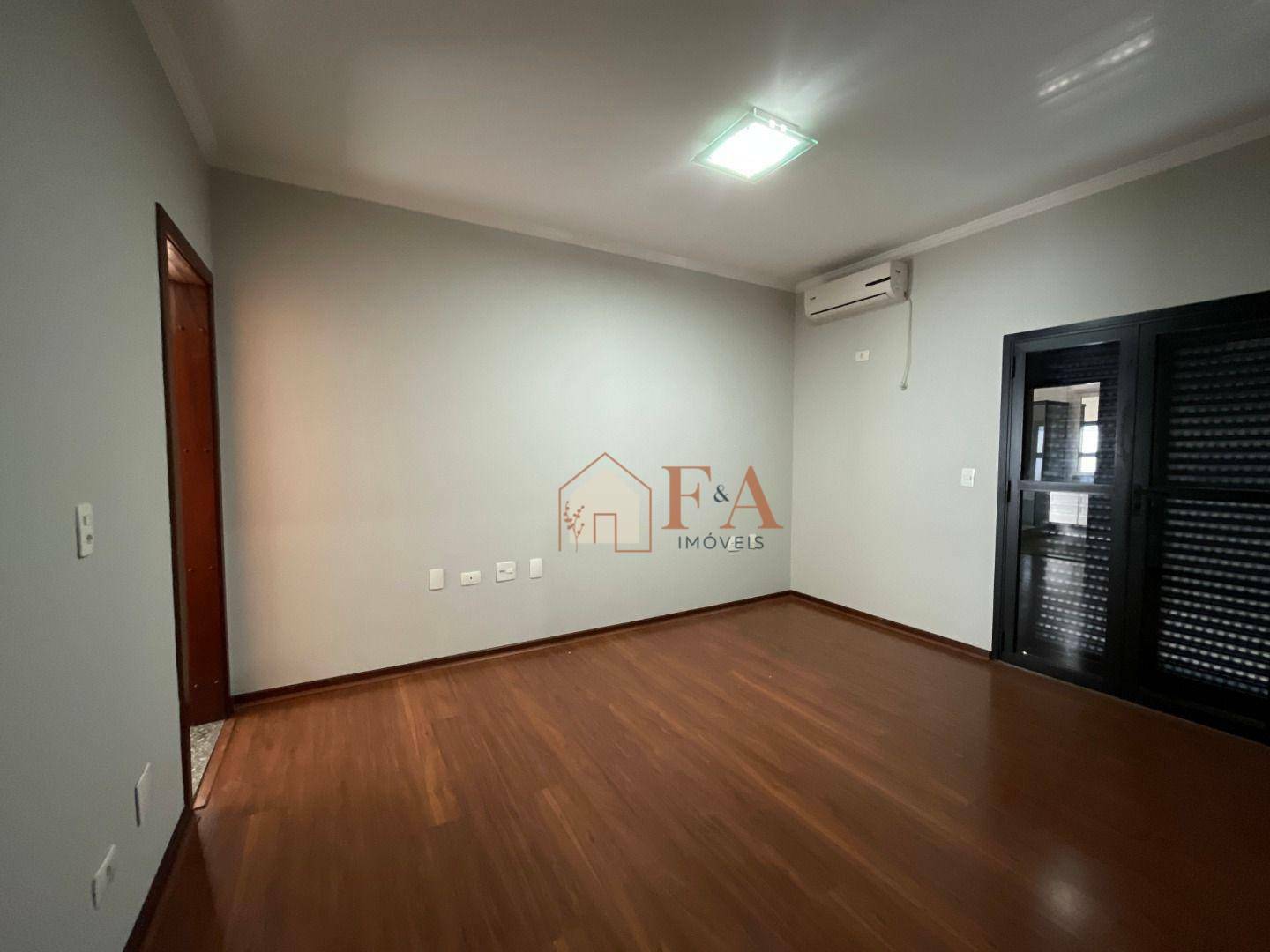 Apartamento à venda com 3 quartos, 185m² - Foto 7