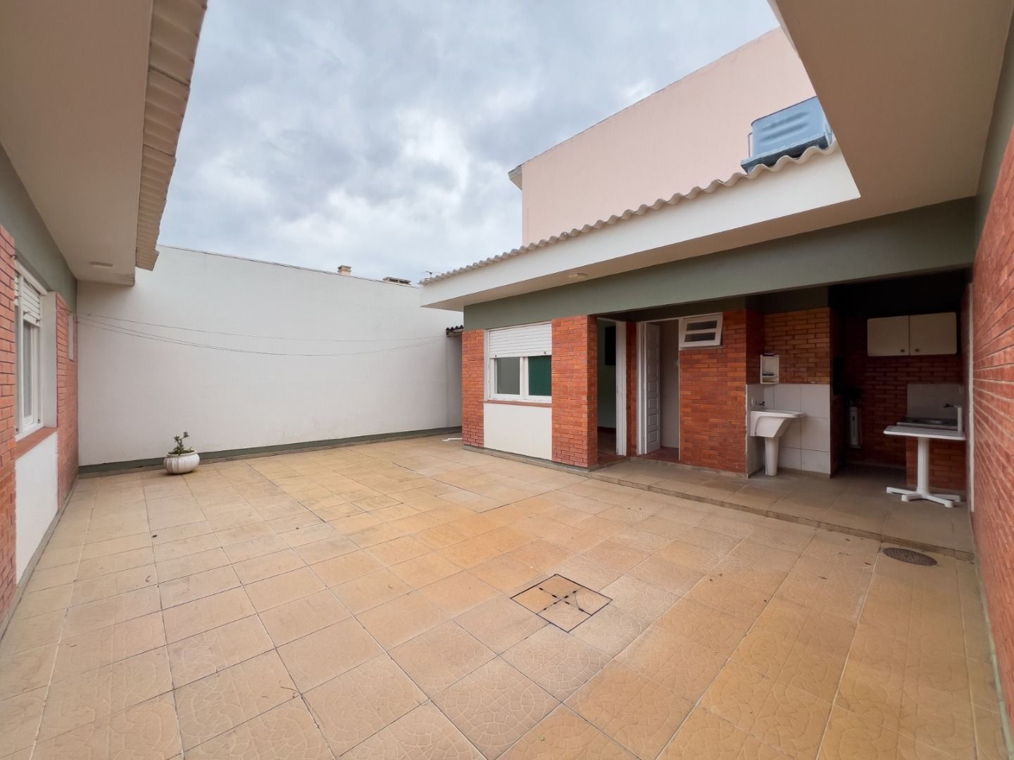 Casa à venda com 4 quartos, 205m² - Foto 41