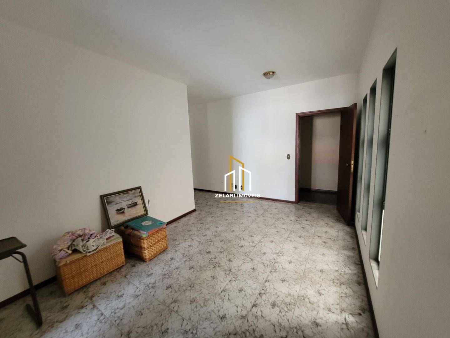 Casa, 5 quartos, 347 m² - Foto 4