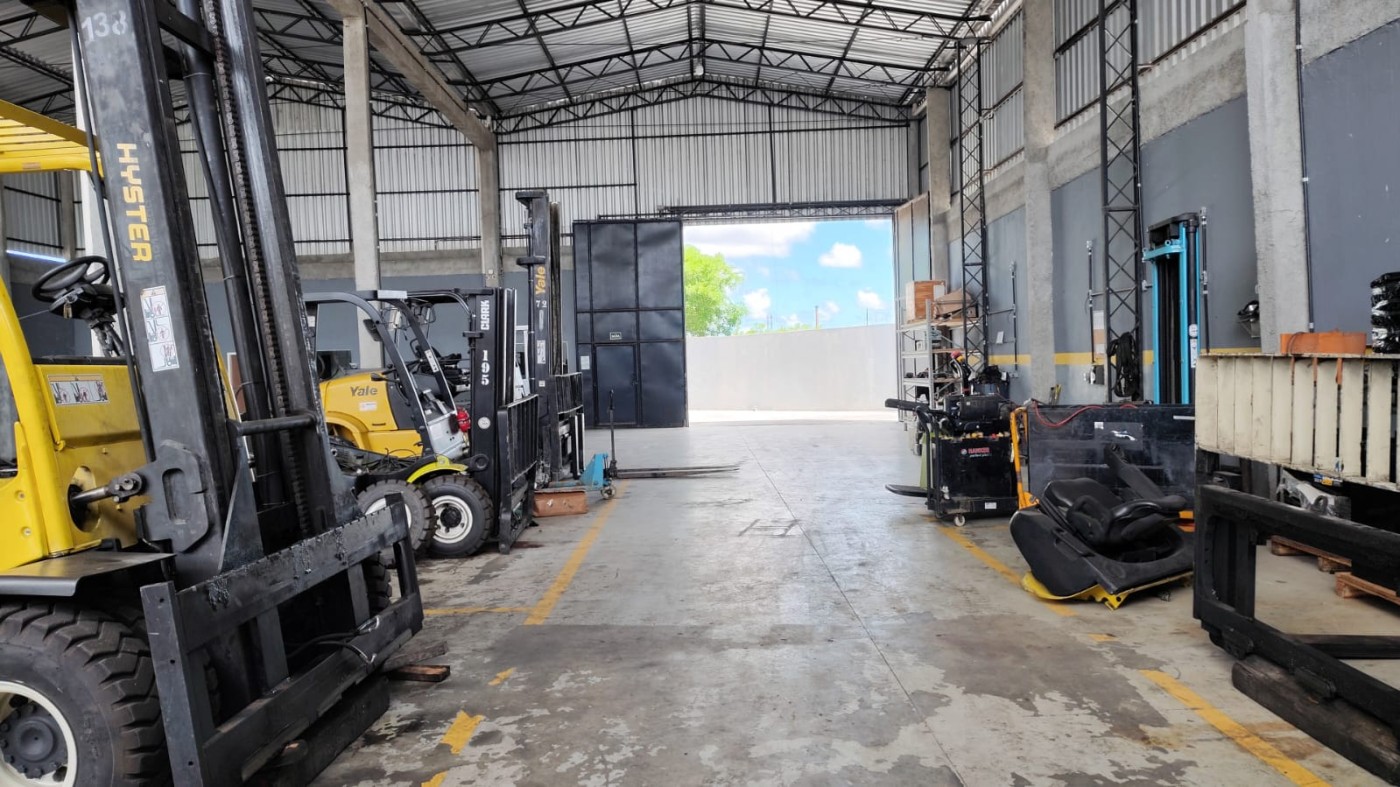 Depósito-Galpão-Armazém para alugar com 1 quarto, 1600m² - Foto 11