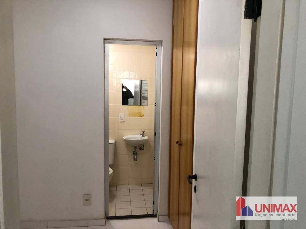 Apartamento à venda com 3 quartos, 168m² - Foto 27