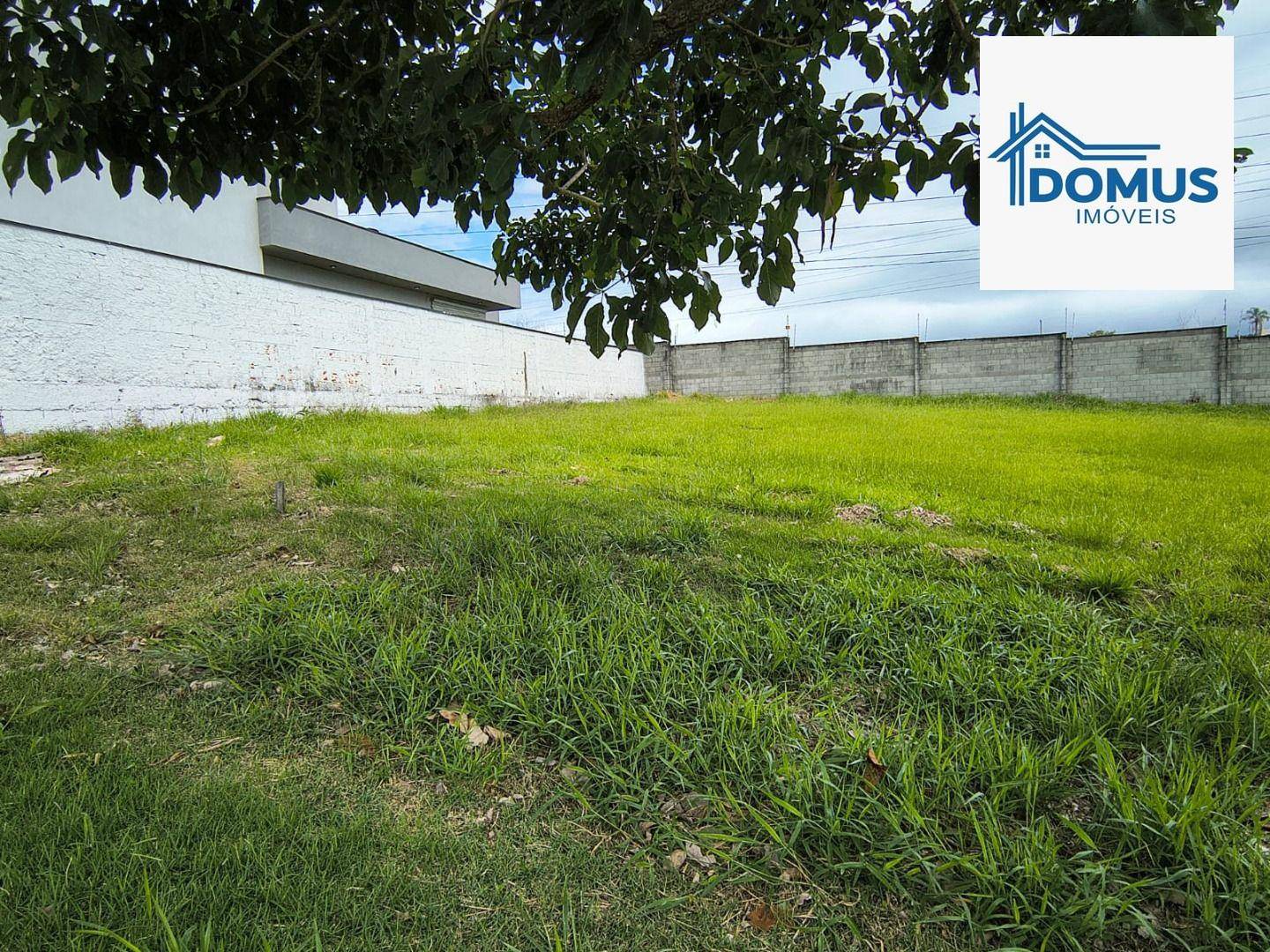 Loteamento e Condomínio, 375 m² - Foto 1