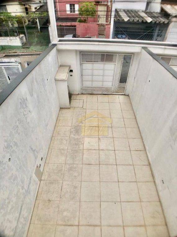 Sobrado à venda com 3 quartos, 200m² - Foto 31