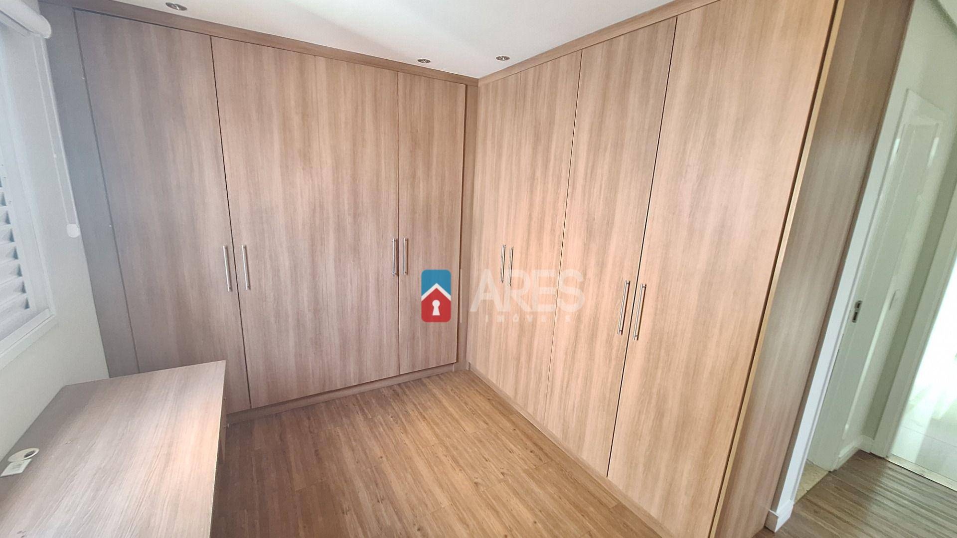 Apartamento para alugar com 4 quartos, 250m² - Foto 13