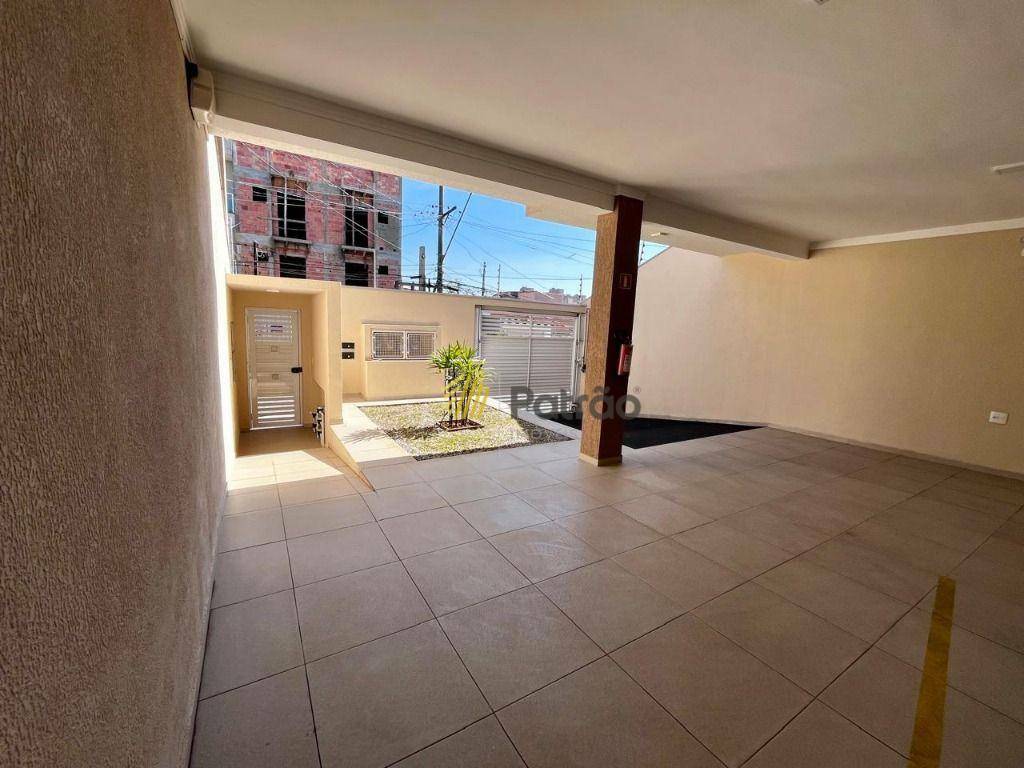 Apartamento à venda com 3 quartos, 80m² - Foto 4