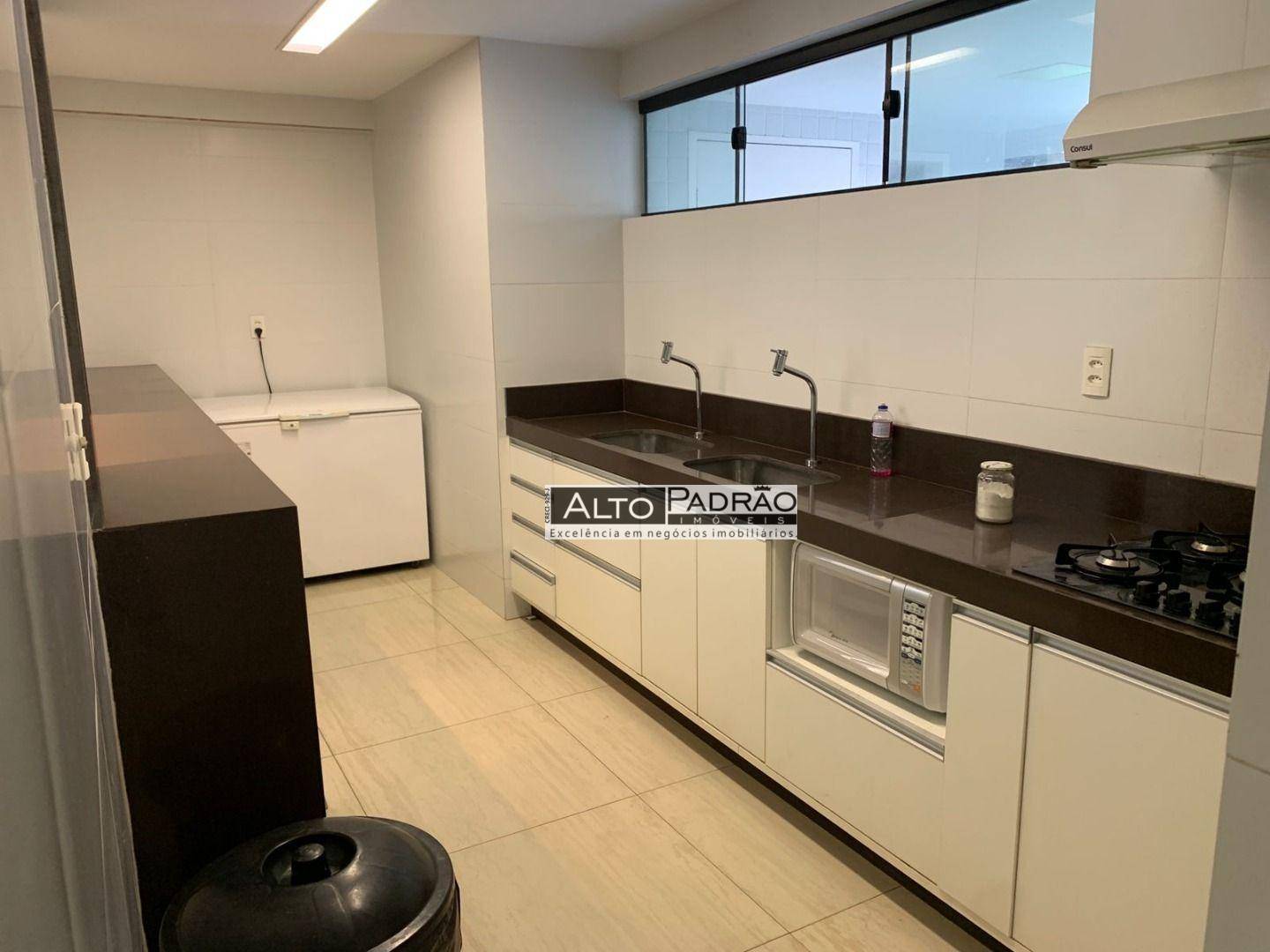 Apartamento à venda com 3 quartos, 160m² - Foto 8