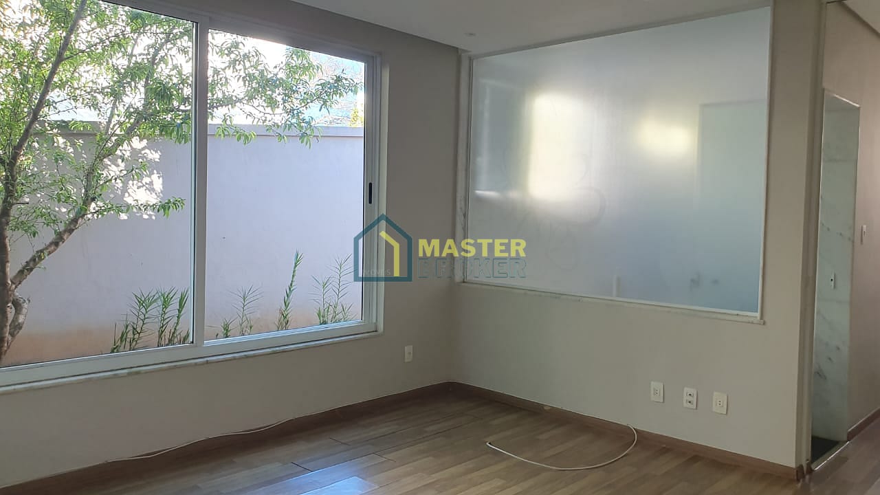 Casa à venda e aluguel com 3 quartos, 300m² - Foto 10