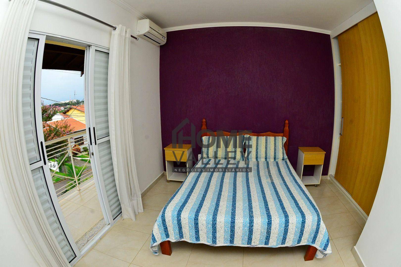 Casa de Condomínio à venda com 3 quartos, 246m² - Foto 4