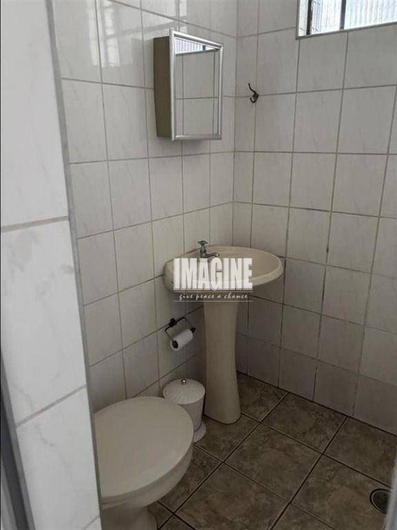 Sobrado à venda com 3 quartos, 180m² - Foto 14