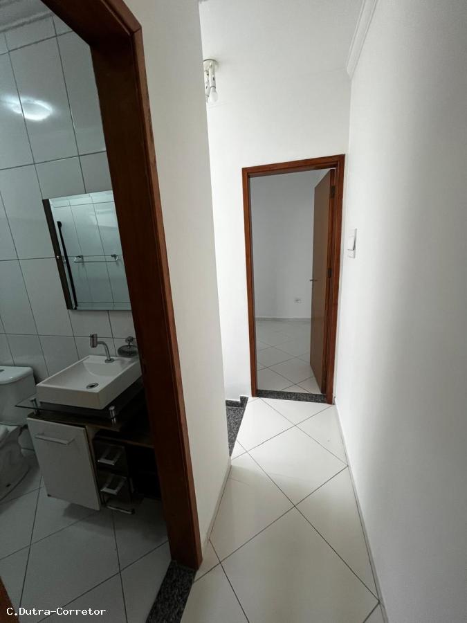 Sobrado à venda com 2 quartos, 90m² - Foto 5