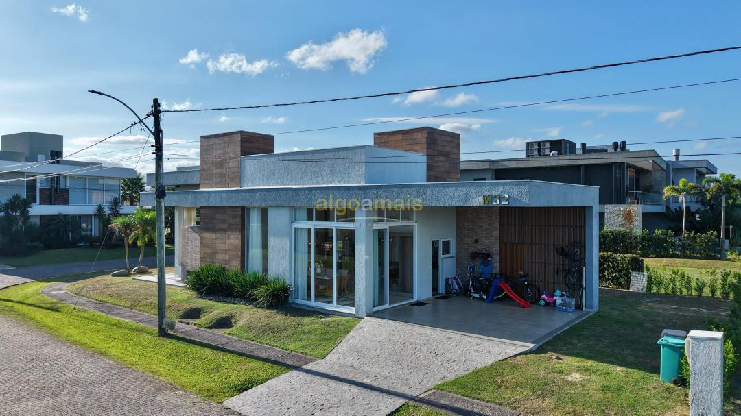 Casa de Condomínio à venda com 3 quartos, 179m² - Foto 22