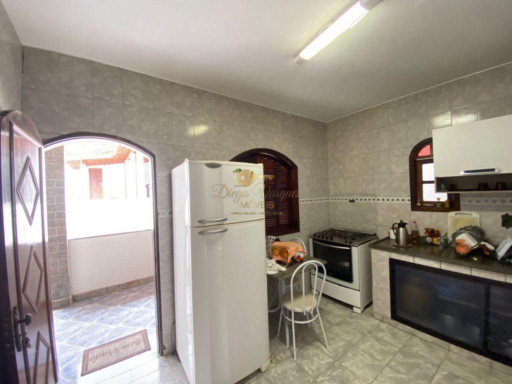 Casa de Condomínio à venda com 4 quartos, 360m² - Foto 26