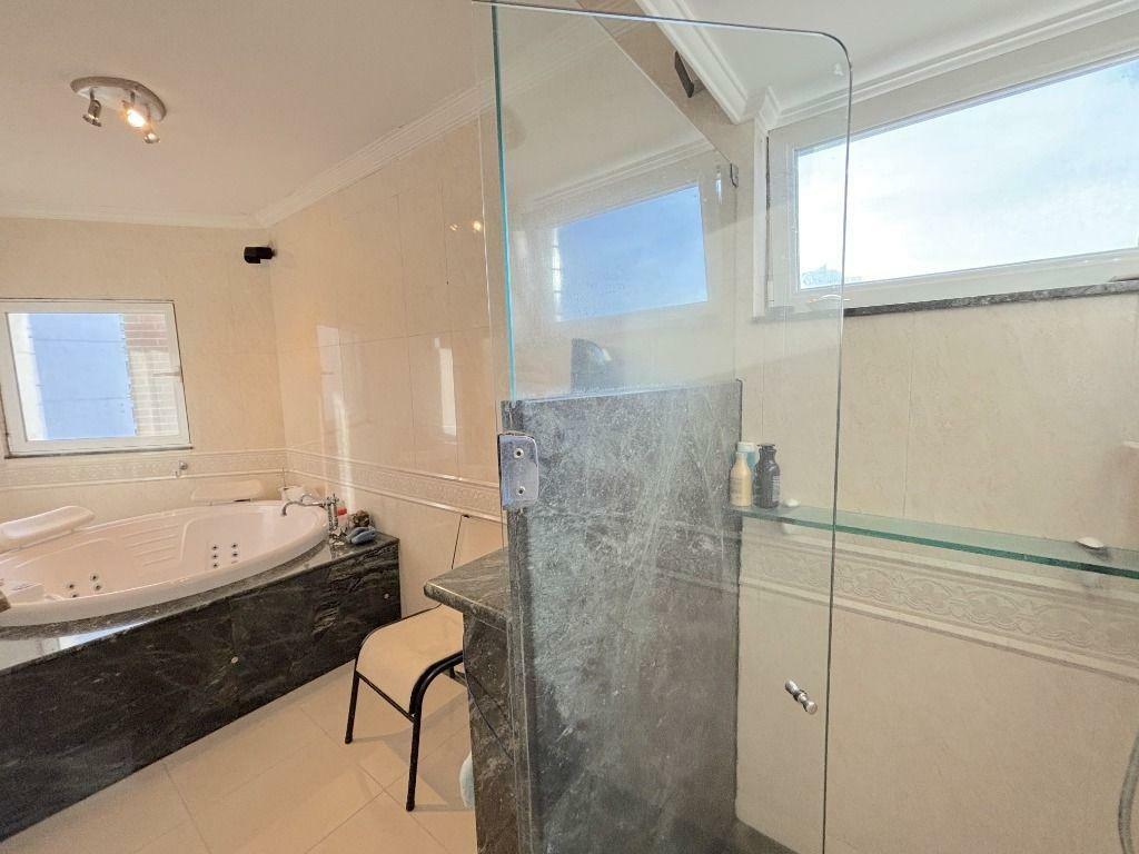 Apartamento à venda com 3 quartos, 294m² - Foto 26