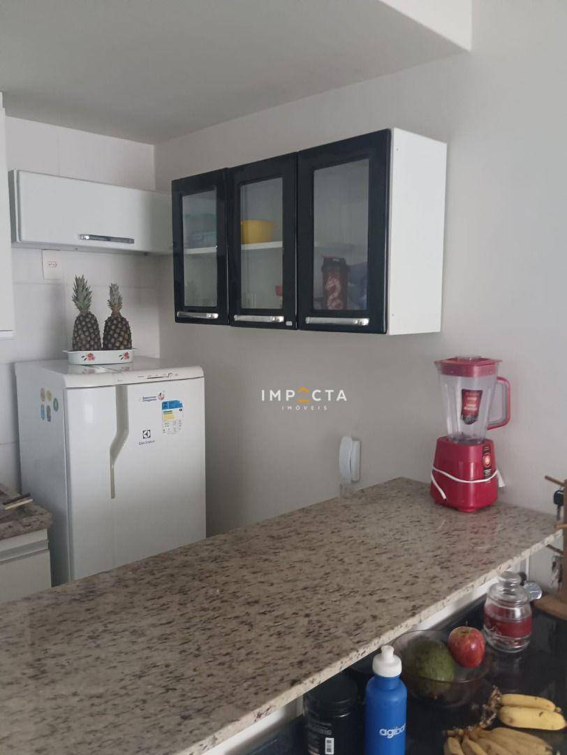 Apartamento à venda com 2 quartos, 55m² - Foto 2