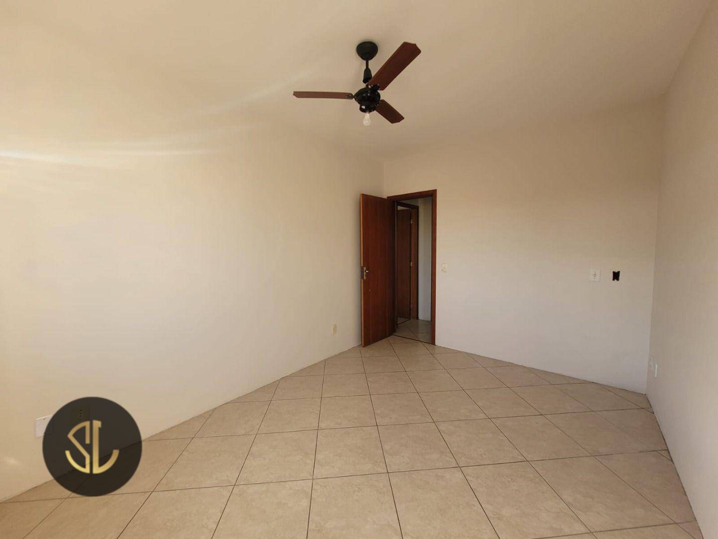 Casa à venda com 3 quartos, 180m² - Foto 22