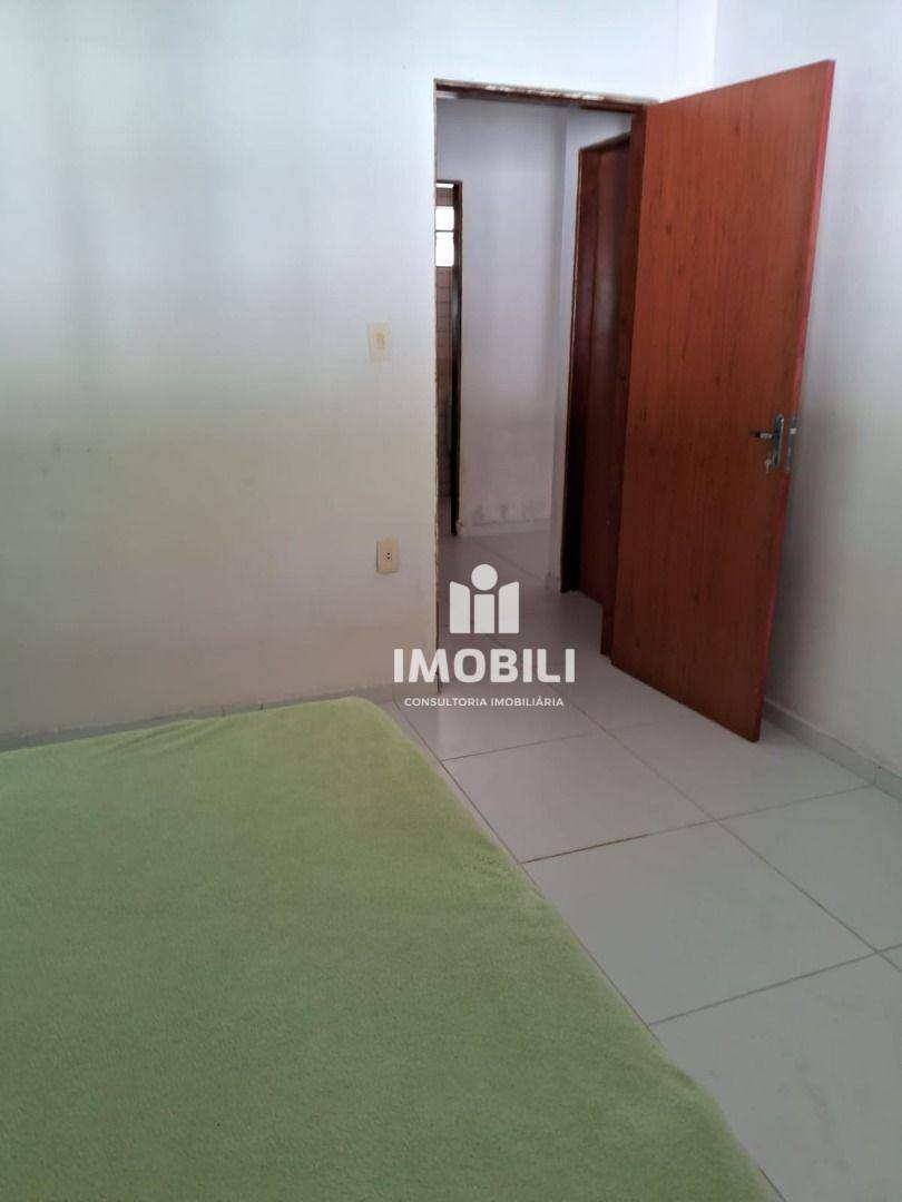 Casa de Condomínio à venda com 5 quartos, 200m² - Foto 7