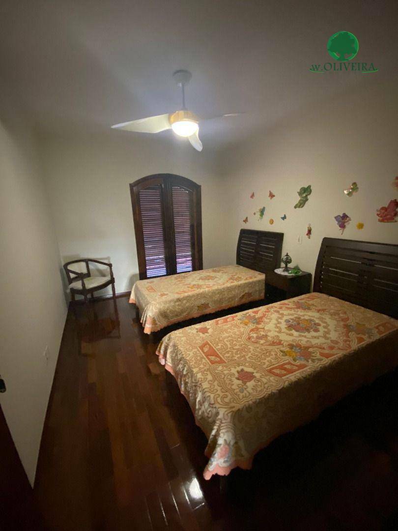 Chácara à venda com 7 quartos, 1000m² - Foto 34