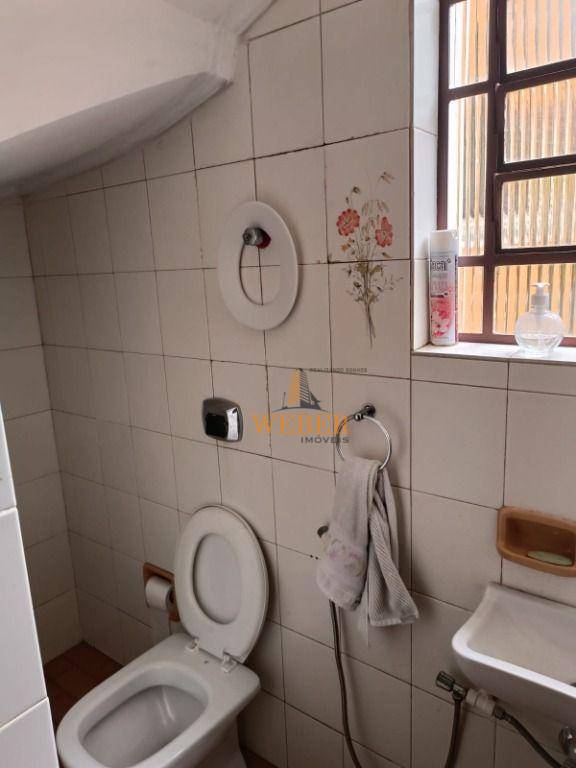 Sobrado à venda com 4 quartos, 300m² - Foto 29