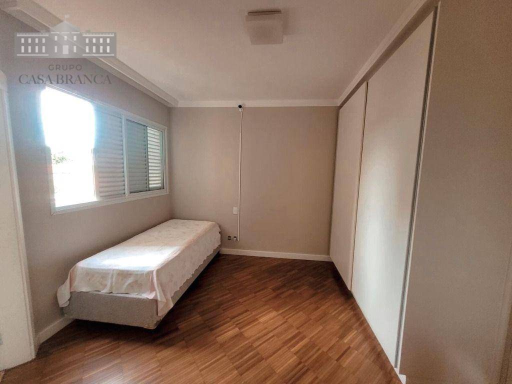 Apartamento para alugar com 3 quartos, 175m² - Foto 14
