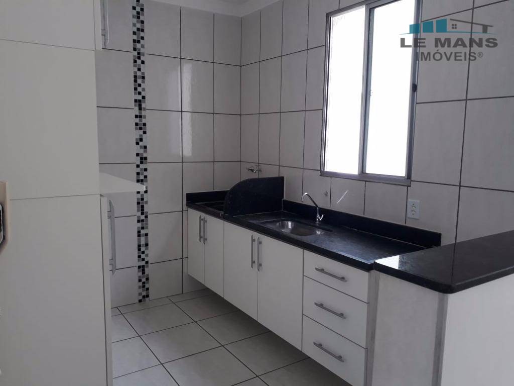 Apartamento à venda com 2 quartos, 46m² - Foto 3