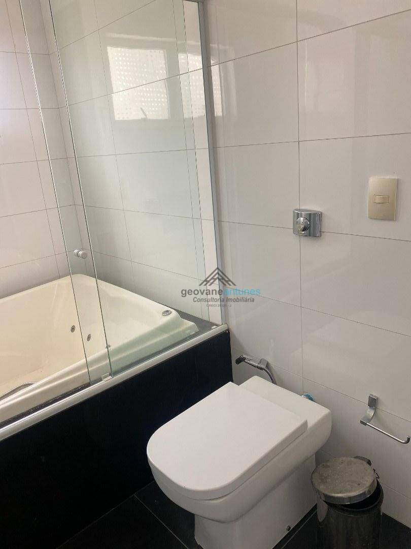 Casa de Condomínio à venda e aluguel com 4 quartos, 498m² - Foto 17