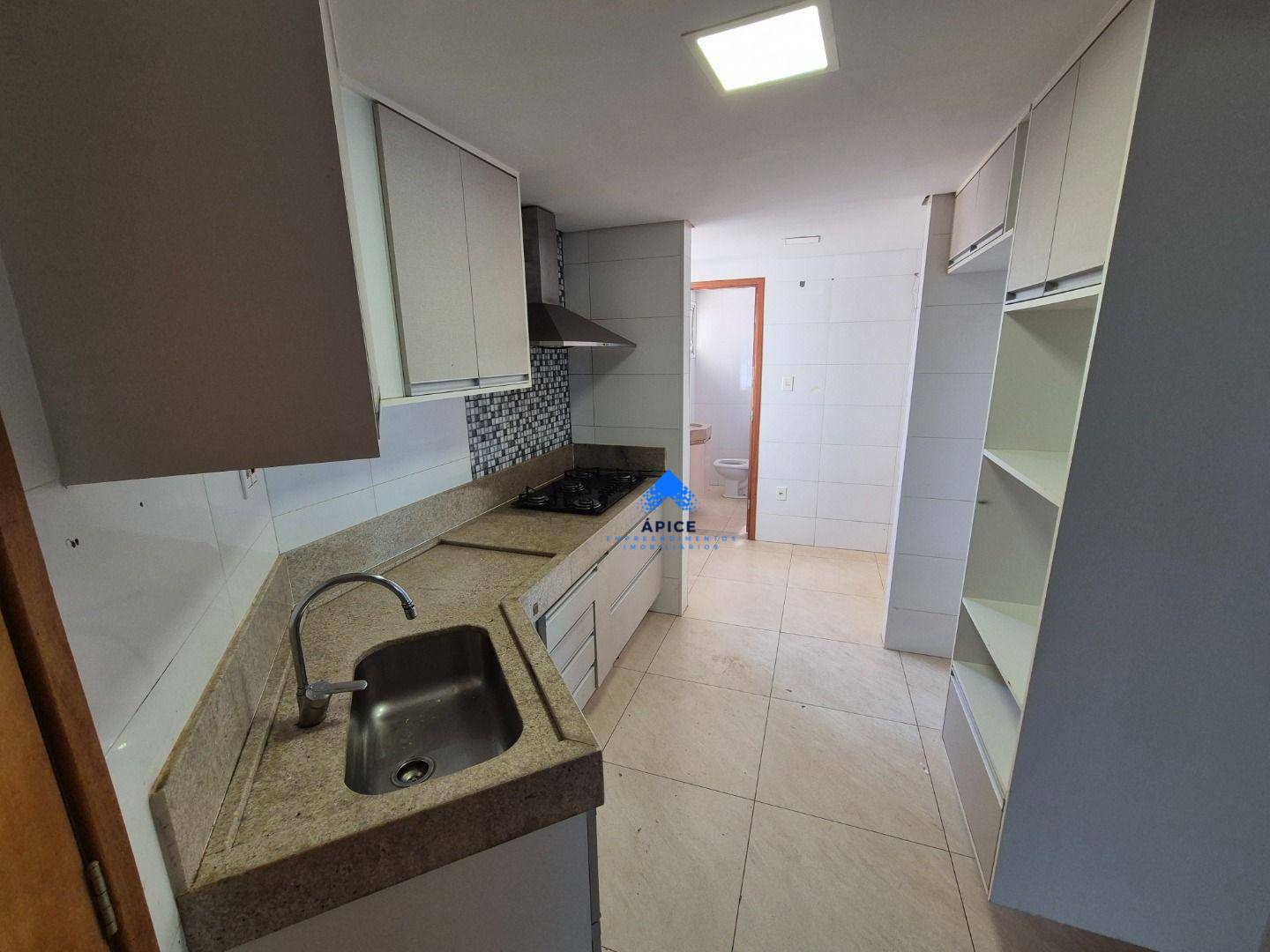 Apartamento para alugar com 3 quartos, 100m² - Foto 8